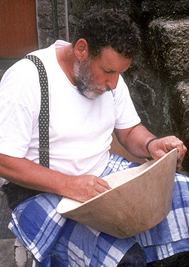 David Hearle - Finishing Maple Bowl